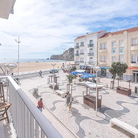 T1 Coral House * Nazare