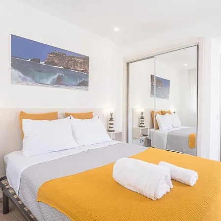 T1 Coral House Nazare